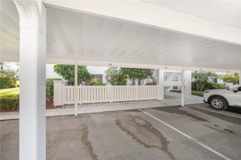 Apartment in Clearwater, Florida 2 bedrooms, 117.99 sq.m. № 1910115 - photo 2