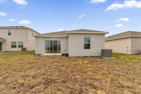 Villa ou maison à louer à Kissimmee, Floride: 3 chambres, 135.17 m2 № 2423800 - photo 25