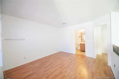 Снять в аренду кондоминиум в Майами, Флорида 2 спальни, 100.71м2, № 2005527 - фото 20