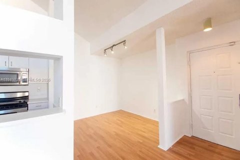 Снять в аренду кондоминиум в Майами, Флорида 2 спальни, 100.71м2, № 2005527 - фото 23