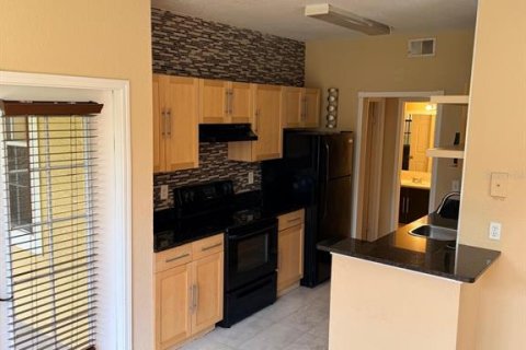 Condominio en alquiler en Orlando, Florida, 1 dormitorio, 79.34 m2 № 2322786 - foto 6