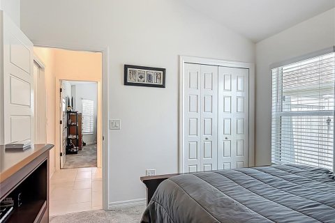 House in The Villages, Florida 4 bedrooms, 212.37 sq.m. № 1736384 - photo 25