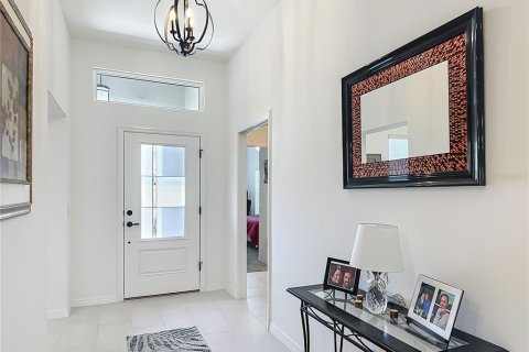 House in The Villages, Florida 4 bedrooms, 212.37 sq.m. № 1736384 - photo 9