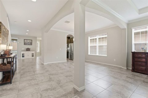 House in Fish Hawk, Florida 5 bedrooms, 325.16 sq.m. № 2388163 - photo 5