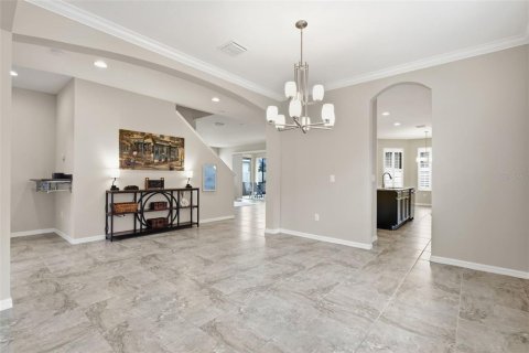 House in Fish Hawk, Florida 5 bedrooms, 325.16 sq.m. № 2388163 - photo 9