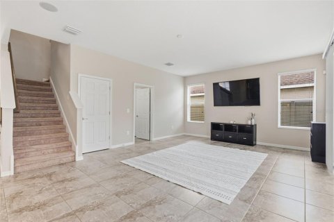 House in Fish Hawk, Florida 5 bedrooms, 325.16 sq.m. № 2388163 - photo 25