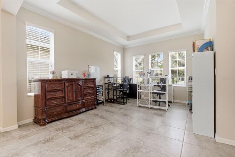 House in Fish Hawk, Florida 5 bedrooms, 325.16 sq.m. № 2388163 - photo 8