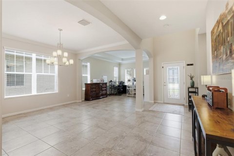 House in Fish Hawk, Florida 5 bedrooms, 325.16 sq.m. № 2388163 - photo 6