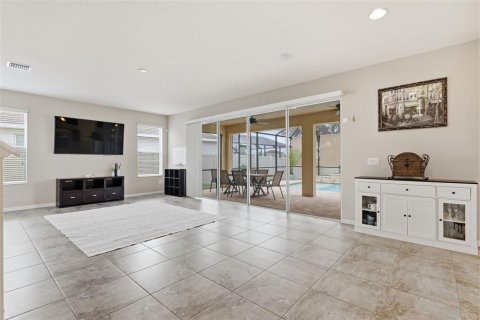 House in Fish Hawk, Florida 5 bedrooms, 325.16 sq.m. № 2388163 - photo 26