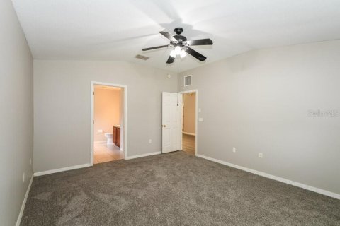 Villa ou maison à louer à Wesley Chapel, Floride: 3 chambres, 141.95 m2 № 2381367 - photo 10