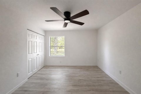 House in Crystal River, Florida 5 bedrooms, 222.97 sq.m. № 2239616 - photo 7