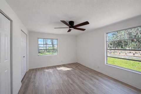 House in Crystal River, Florida 5 bedrooms, 222.97 sq.m. № 2239616 - photo 12
