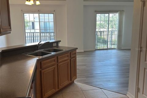 Adosado en alquiler en Orlando, Florida, 2 dormitorios, 111.48 m2 № 1898413 - foto 11