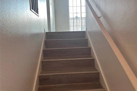 Adosado en alquiler en Orlando, Florida, 2 dormitorios, 111.48 m2 № 1898413 - foto 4