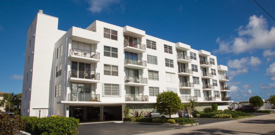 Condo à Lantana, Floride, 1 chambre  № 2388026