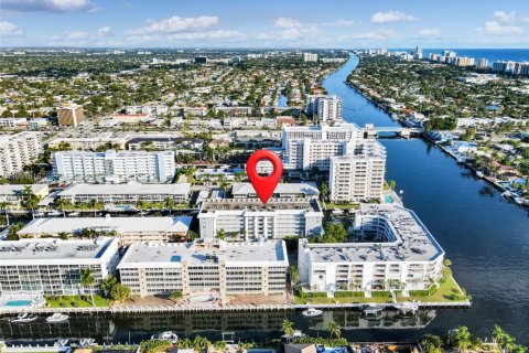 Condominio en venta en Fort Lauderdale, Florida, 2 dormitorios, 120.31 m2 № 2006287 - foto 27