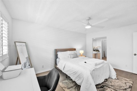 Condominio en venta en Fort Lauderdale, Florida, 2 dormitorios, 120.31 m2 № 2006287 - foto 22