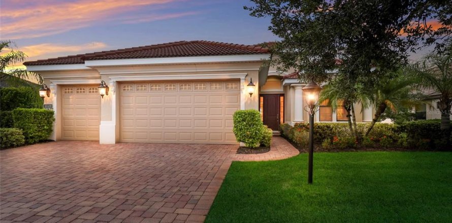 Casa en Lakewood Ranch, Florida 3 dormitorios, 238.39 m2 № 2339531