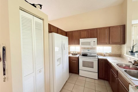 Villa ou maison à louer à Davie, Floride: 3 chambres, 150.32 m2 № 2147164 - photo 4