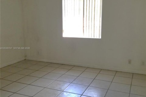 Condominio en alquiler en Hollywood, Florida, 2 dormitorios, 100.33 m2 № 2078452 - foto 10