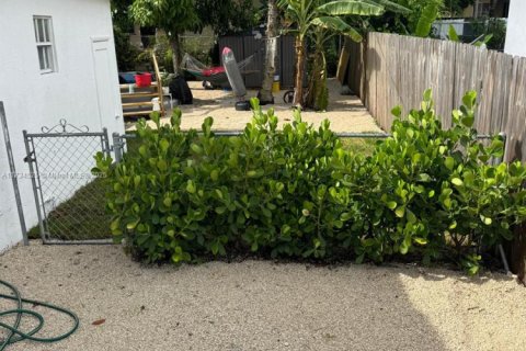 Propiedad comercial en venta en Miami, Florida, 162.58 m2 № 1714108 - foto 15