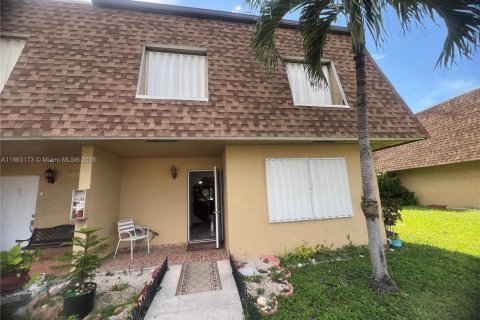 Villa ou maison à vendre à Hialeah, Floride: 3 chambres, 121.05 m2 № 1891214 - photo 20