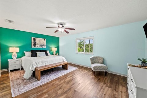 Casa en venta en Land O' Lakes, Florida, 6 dormitorios, 278.52 m2 № 2434865 - foto 25