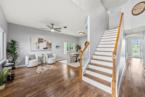 Casa en venta en Land O' Lakes, Florida, 6 dormitorios, 278.52 m2 № 2434865 - foto 23