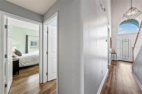 Casa en venta en Land O' Lakes, Florida, 6 dormitorios, 278.52 m2 № 2434865 - foto 19