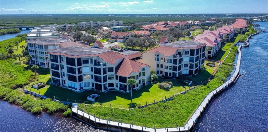 Condo in New Smyrna Beach, Florida, 3 bedrooms  № 1651679