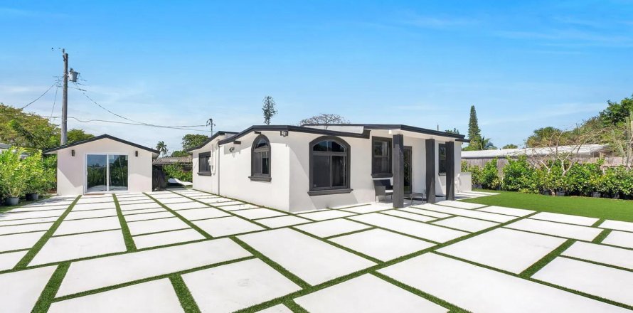 Casa en Pompano Beach, Florida 3 dormitorios, 113.81 m2 № 2251004