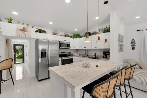 Casa en alquiler en Pompano Beach, Florida, 3 dormitorios, 113.81 m2 № 2251004 - foto 6
