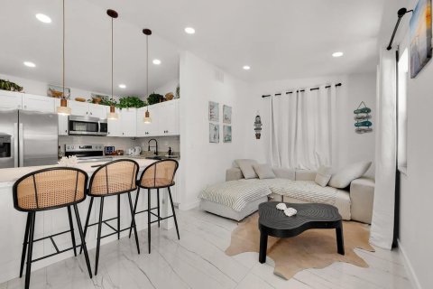 Casa en alquiler en Pompano Beach, Florida, 3 dormitorios, 113.81 m2 № 2251004 - foto 7