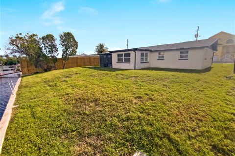 Villa ou maison à vendre à Hudson, Floride: 2 chambres, 80.27 m2 № 1795860 - photo 21