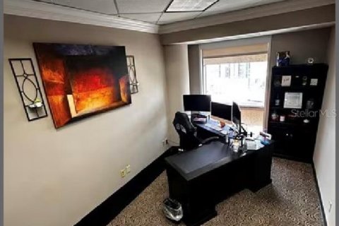 Commercial property in Tampa, Florida № 2275581 - photo 6
