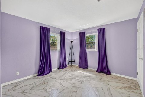 House in Edgewater, Florida 2 bedrooms, 91.97 sq.m. № 2349191 - photo 16