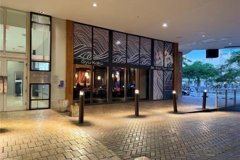Condo in Miami, Florida, 2 bedrooms № 2391235 - photo 5