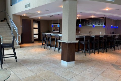 Condo in Miami, Florida, 2 bedrooms № 2391235 - photo 13