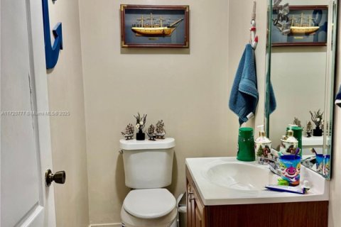 Townhouse in Miami, Florida 3 bedrooms, 97.55 sq.m. № 1860130 - photo 9
