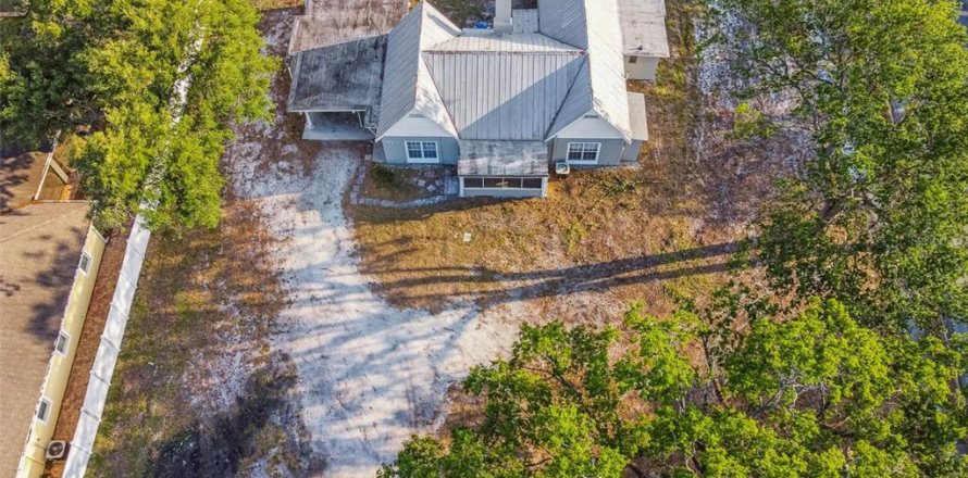Land in Tampa, Florida № 1837811