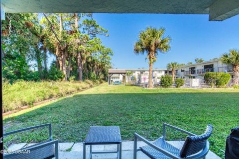 Condo in Daytona Beach, Florida, 2 bedrooms  № 2105604 - photo 19