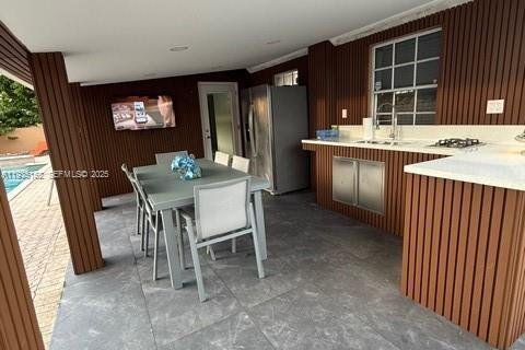 House in Hialeah, Florida 4 bedrooms, 171.13 sq.m. № 1994031 - photo 3