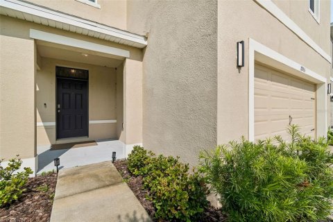 House in Wimauma, Florida 4 bedrooms, 216.28 sq.m. № 2277475 - photo 5