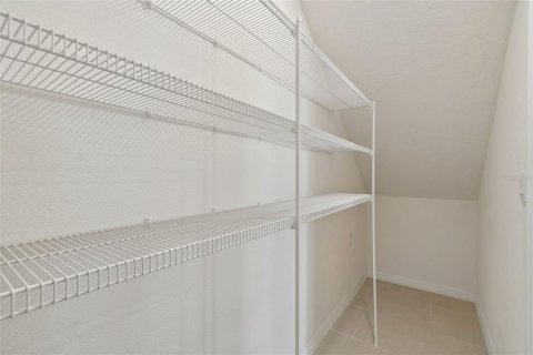 House in Wimauma, Florida 4 bedrooms, 216.28 sq.m. № 2277475 - photo 21