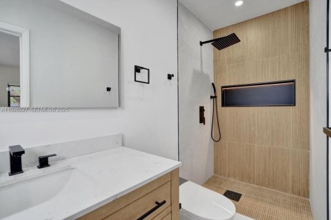 Casa en venta en Pembroke Pines, Florida, 3 dormitorios, 125.6 m2 № 1986371 - foto 29