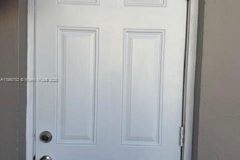 Appartement à louer à Miami, Floride: 1 chambre, 243.22 m2 № 2017362 - photo 4