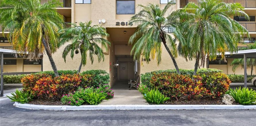 Condo à Clearwater, Floride, 5 pièces  № 1878106