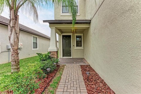 House in BELMONT in Ruskin, Florida 4 bedrooms, 263.29 sq.m. № 1724347 - photo 3
