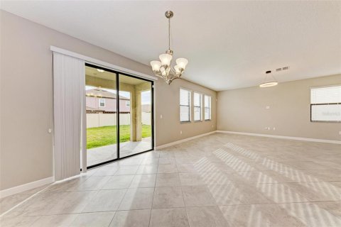 House in BELMONT in Ruskin, Florida 4 bedrooms, 263.29 sq.m. № 1724347 - photo 17
