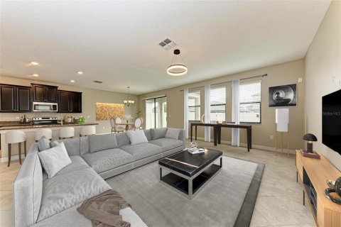 House in BELMONT in Ruskin, Florida 4 bedrooms, 263.29 sq.m. № 1724347 - photo 8
